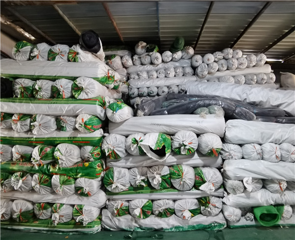 遮陽網(wǎng)，防塵網(wǎng)倉庫一角