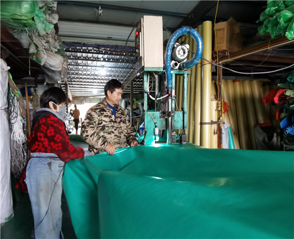 PE雙果綠塑編篷布加工圖片